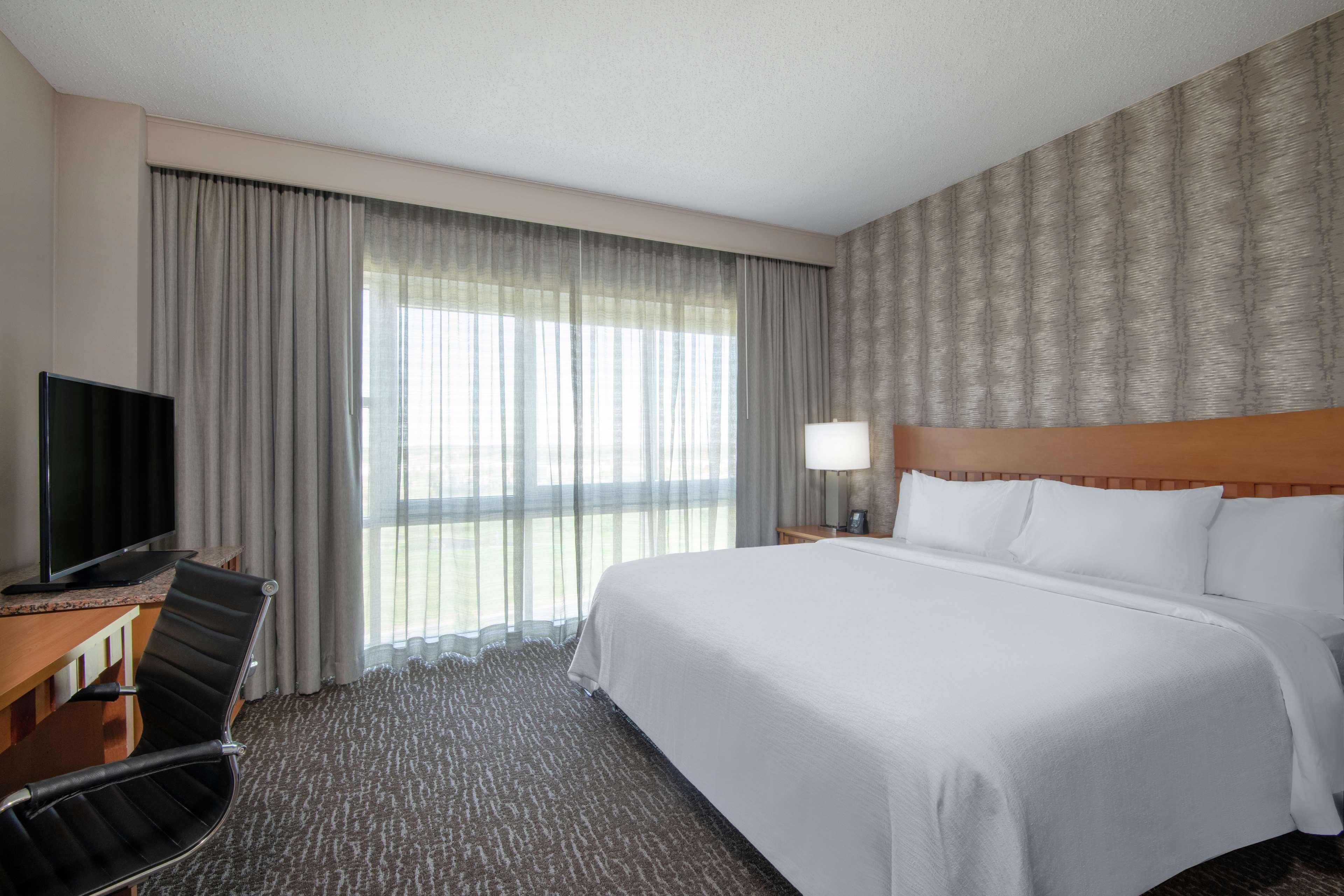 Embassy Suites Northwest Arkansas - Hotel, Spa & Convention Center Rogers Buitenkant foto