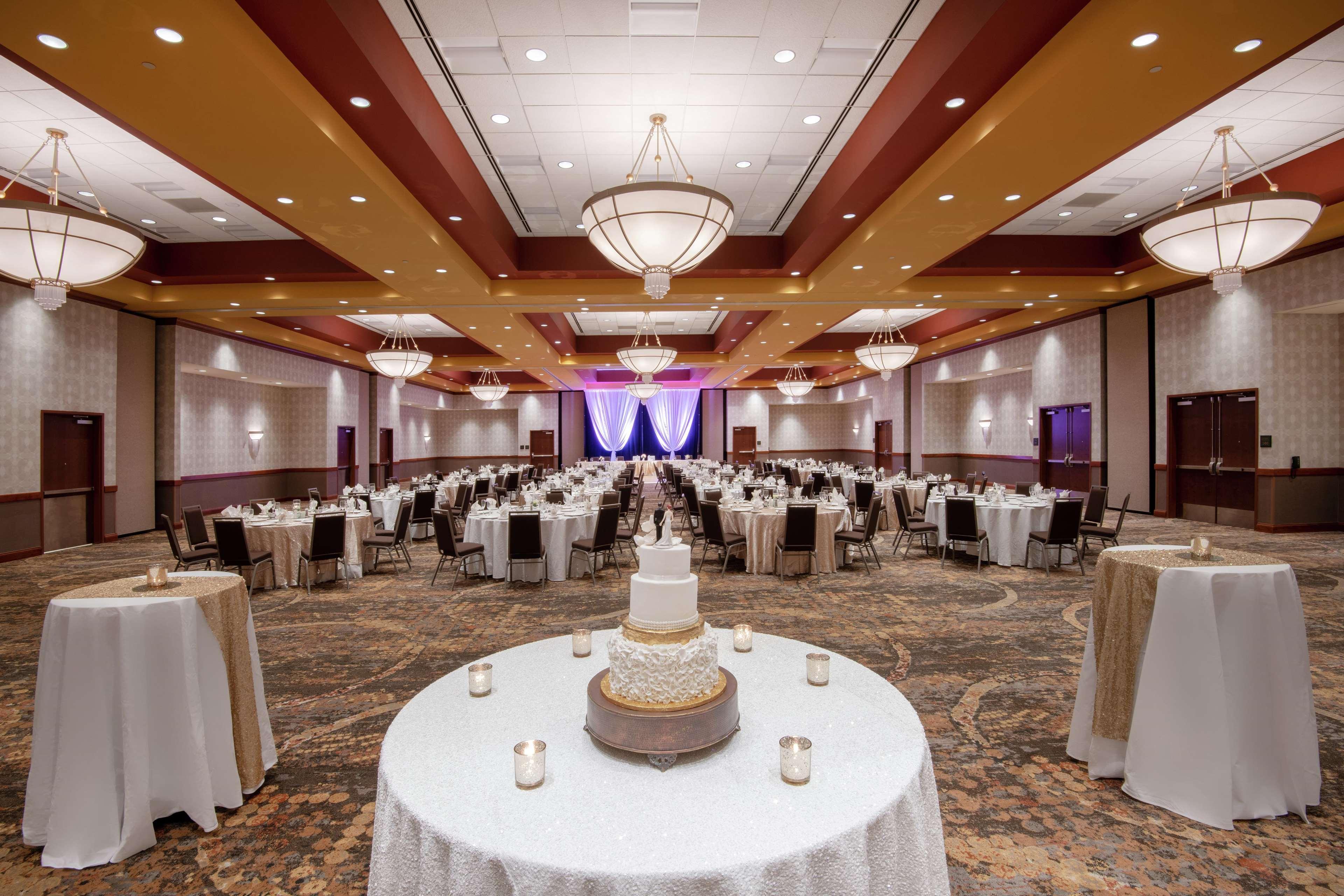 Embassy Suites Northwest Arkansas - Hotel, Spa & Convention Center Rogers Buitenkant foto