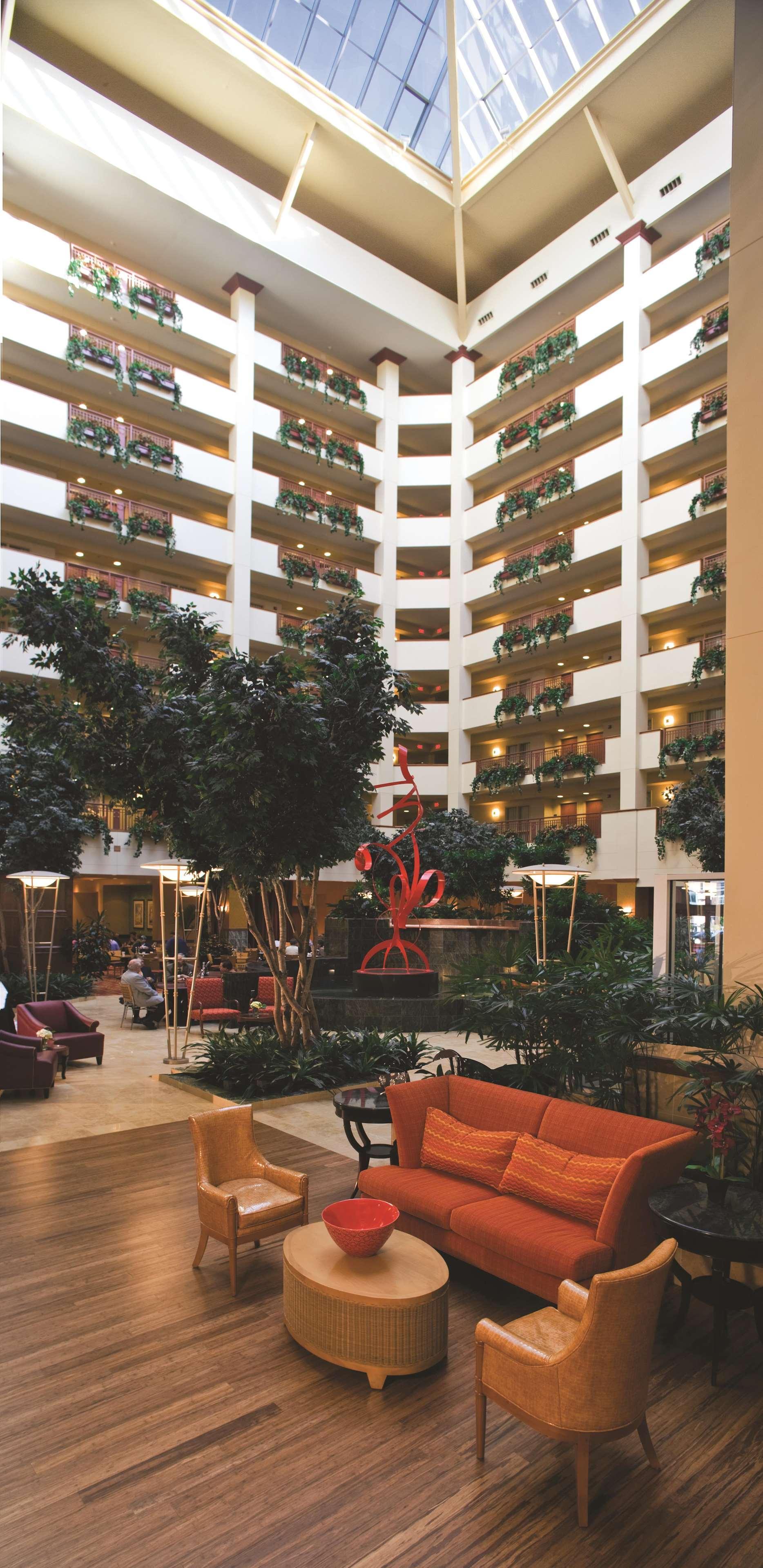 Embassy Suites Northwest Arkansas - Hotel, Spa & Convention Center Rogers Buitenkant foto