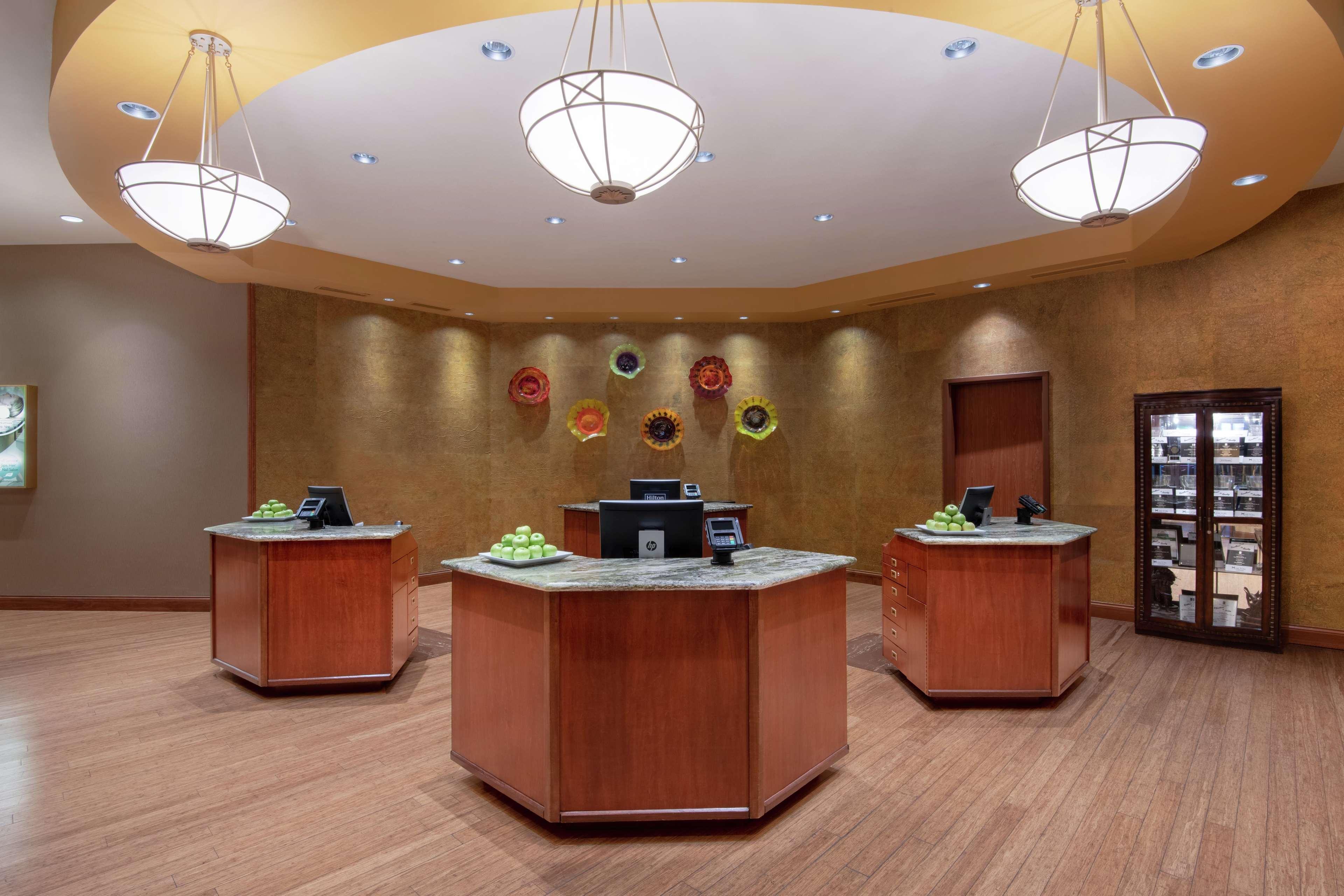 Embassy Suites Northwest Arkansas - Hotel, Spa & Convention Center Rogers Buitenkant foto