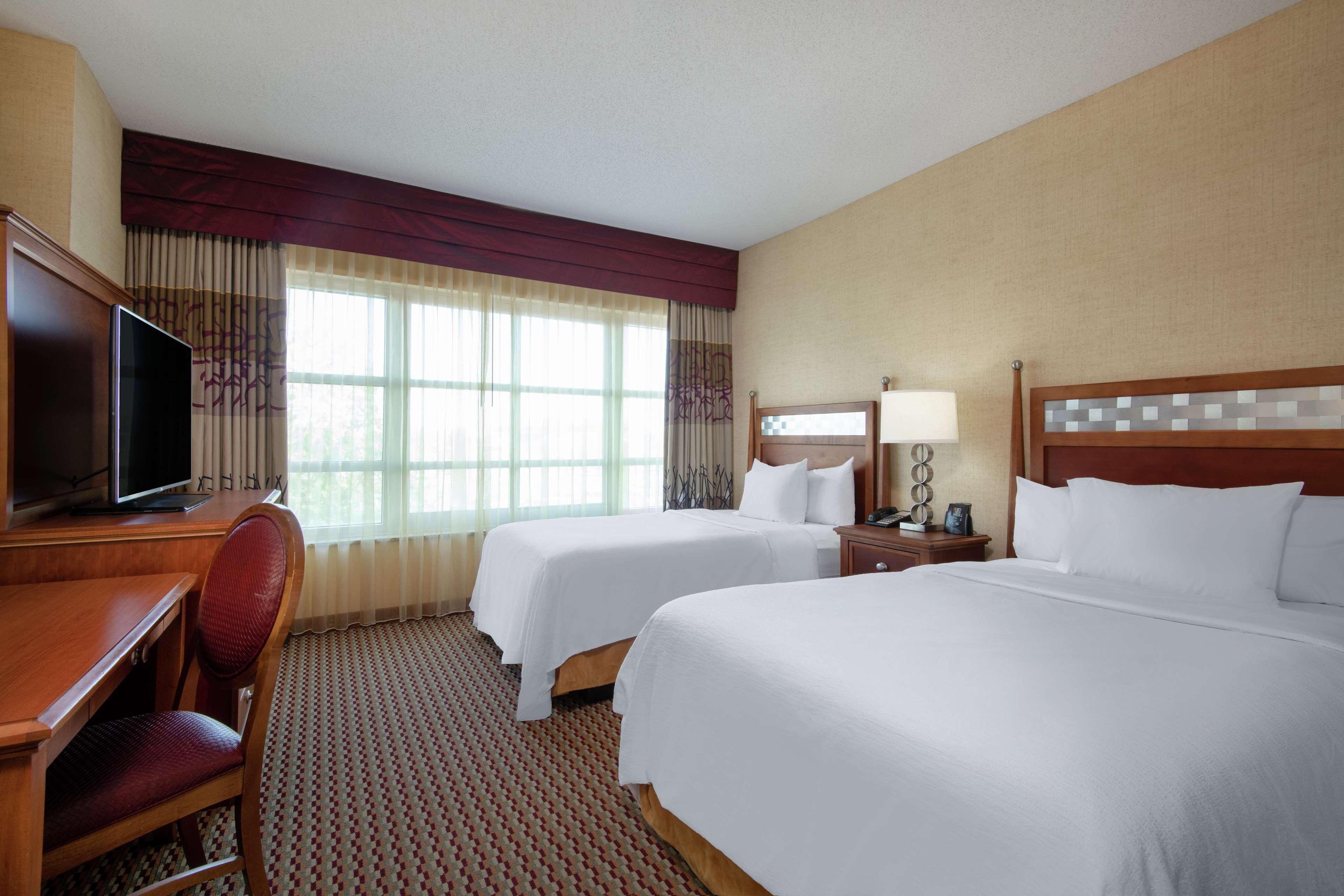 Embassy Suites Northwest Arkansas - Hotel, Spa & Convention Center Rogers Buitenkant foto