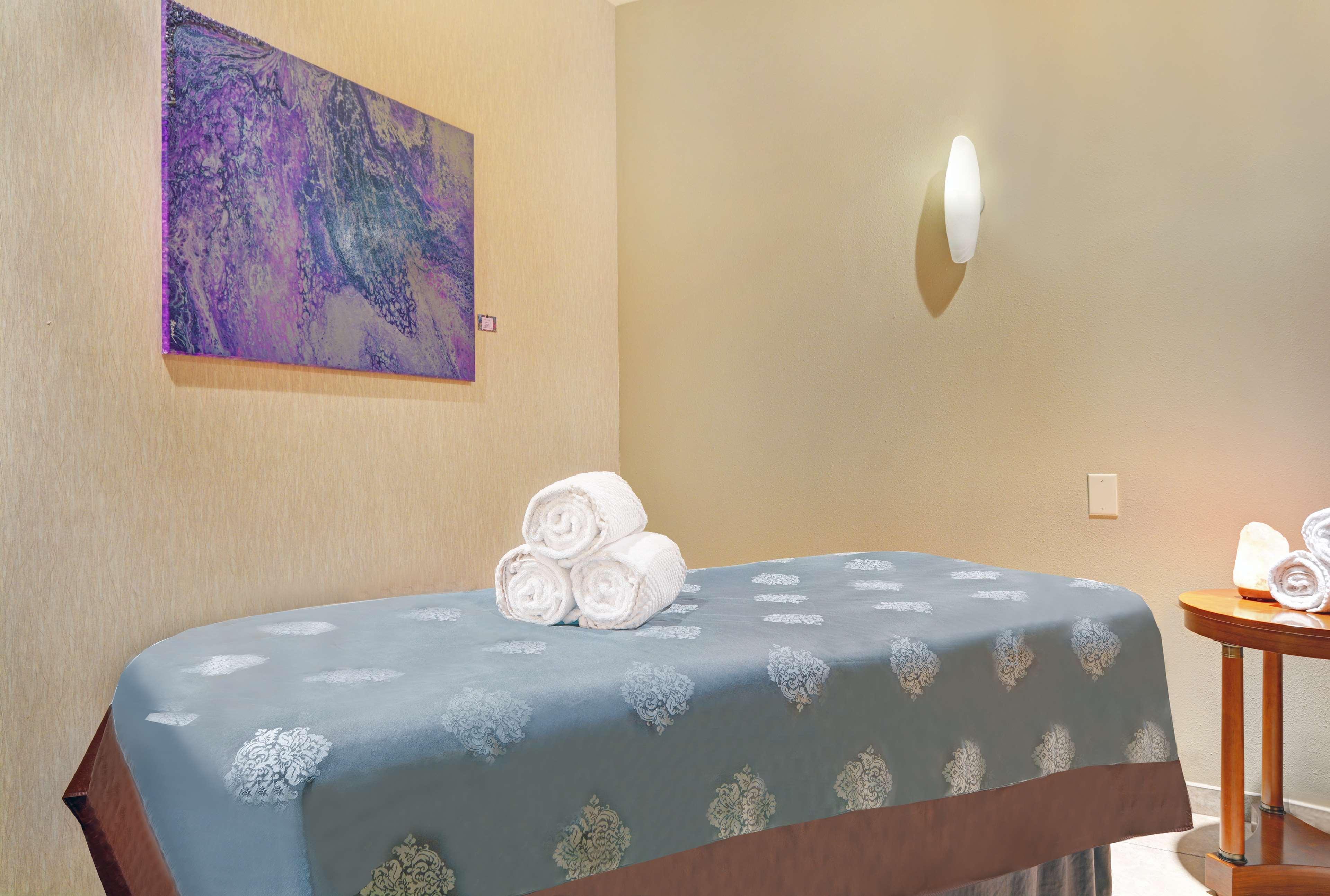 Embassy Suites Northwest Arkansas - Hotel, Spa & Convention Center Rogers Buitenkant foto