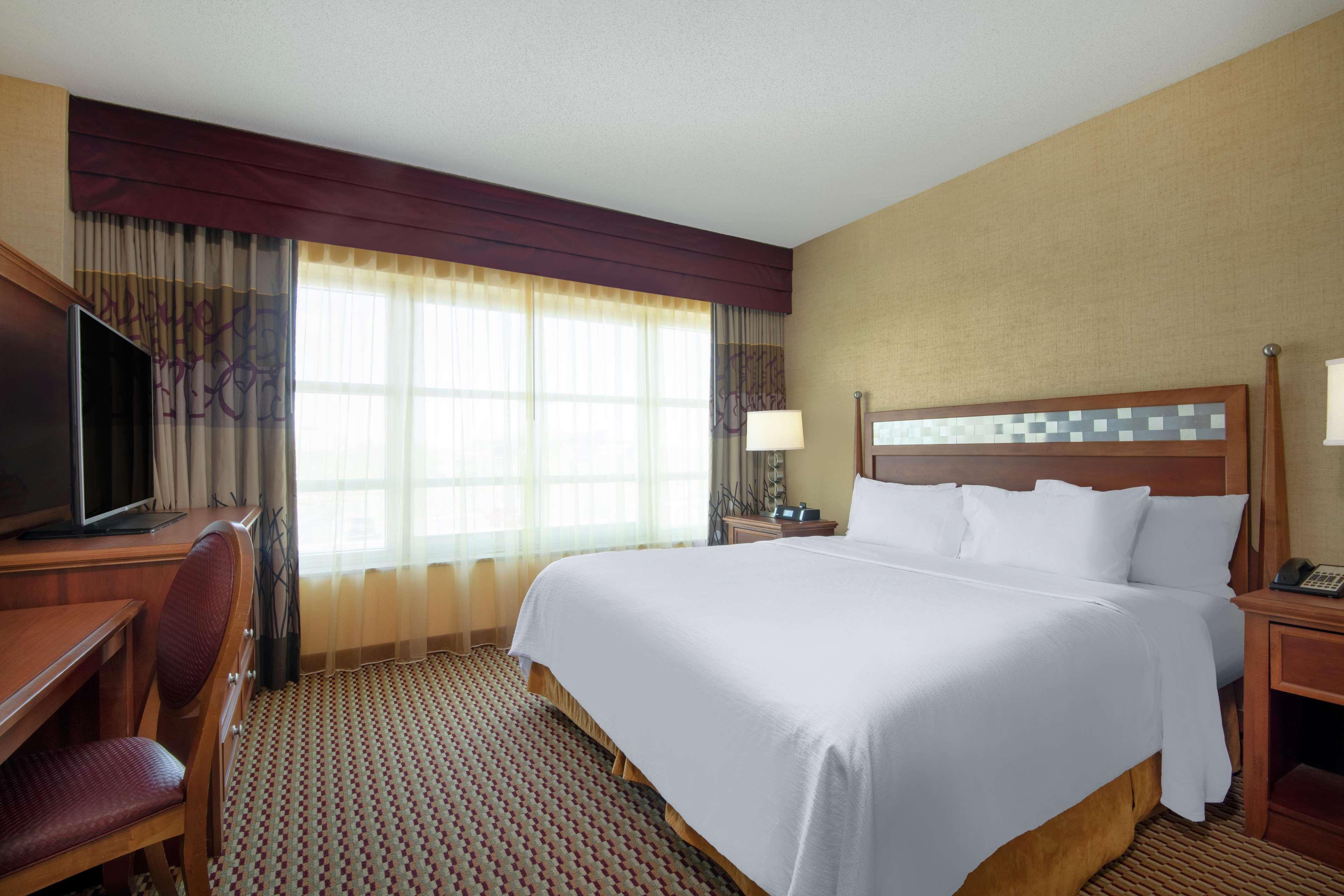 Embassy Suites Northwest Arkansas - Hotel, Spa & Convention Center Rogers Buitenkant foto